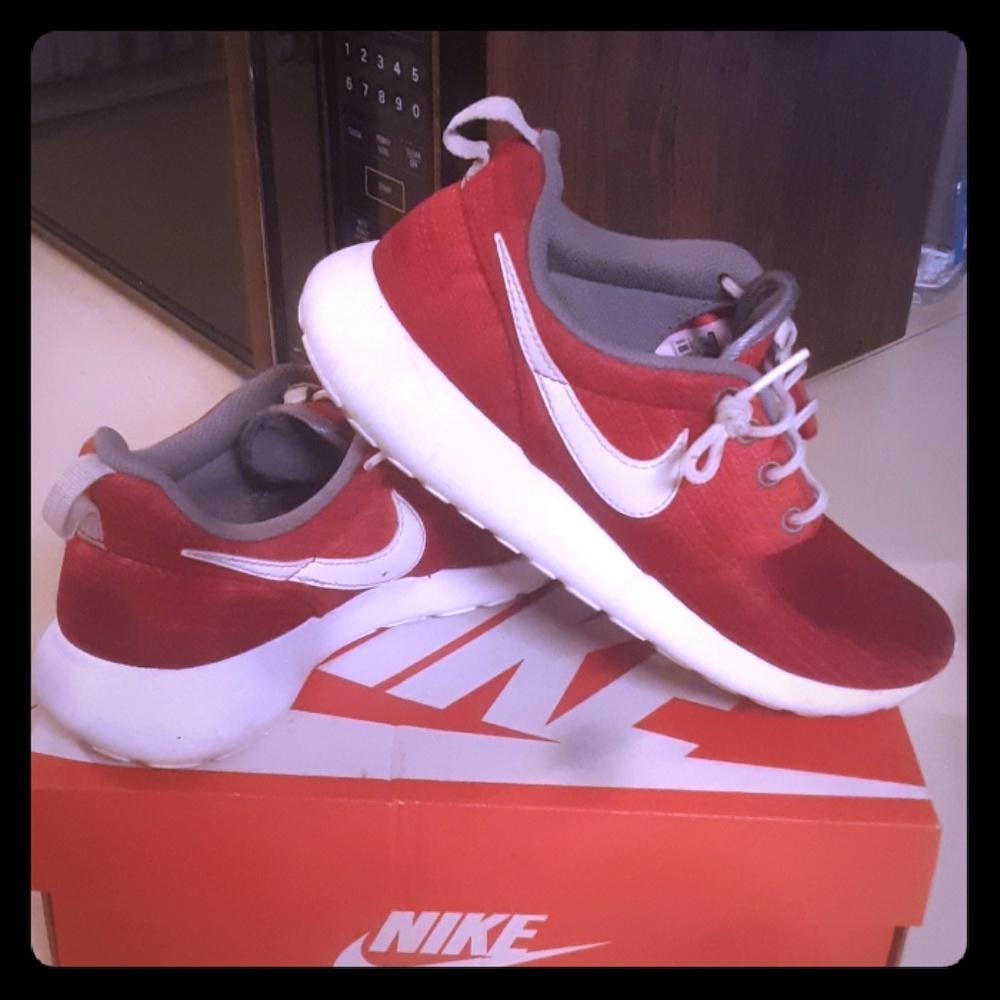 Nike Roshes